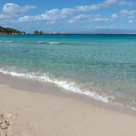 Glorious Le Pavoncelle One Bedroom Sleeps Four Child Num1454 * Santa Teresa Gallura