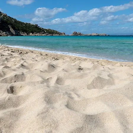 Glorious Le Pavoncelle One Bedroom Sleeps Four Child Num1454 Santa Teresa Gallura